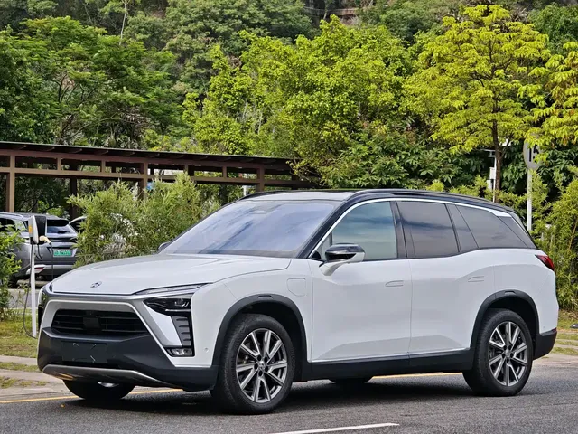 NIO ES8 2022 Model 75kWh 6-Seater