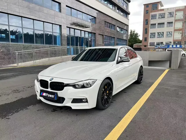 BMW 3 Series 2019 320i M Sport Black Night Edition
