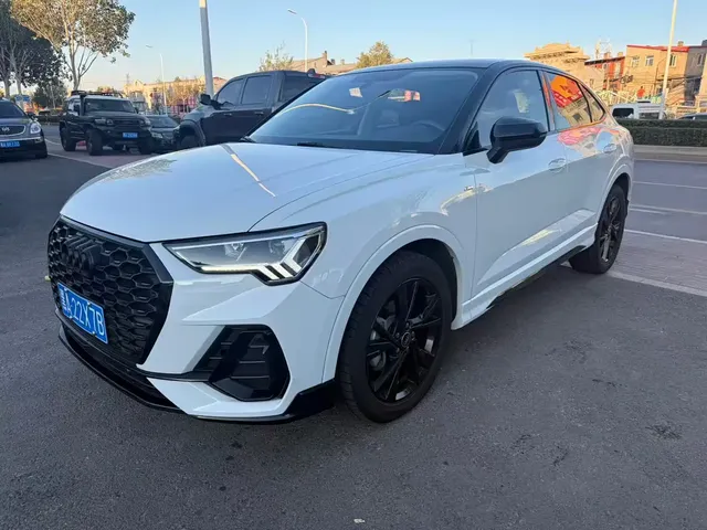 Audi Q3 2023 40 TFSI Fashion Dynamic