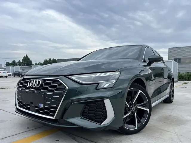 Audi A3 2023 Sportback 35 TFSI Fashion Sport