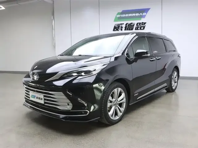 Toyota Sienna 2021 2.5L Hybrid Platinum Edition