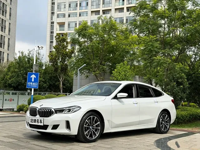 BMW 6 Series GT 2021 630i Luxury Design Package