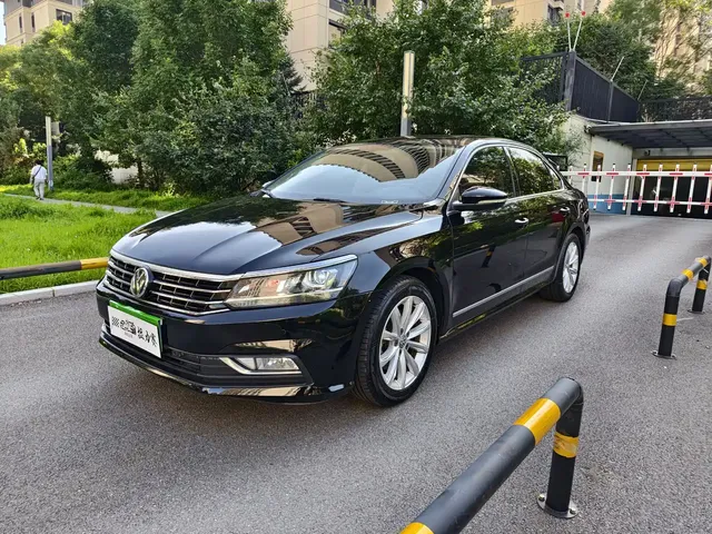 Volkswagen Passat 2017 330TSI DSG Luxury