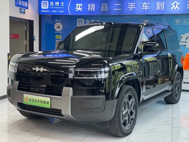 Fang Cheng Bao Titanium 7 2025 AWD Base Model