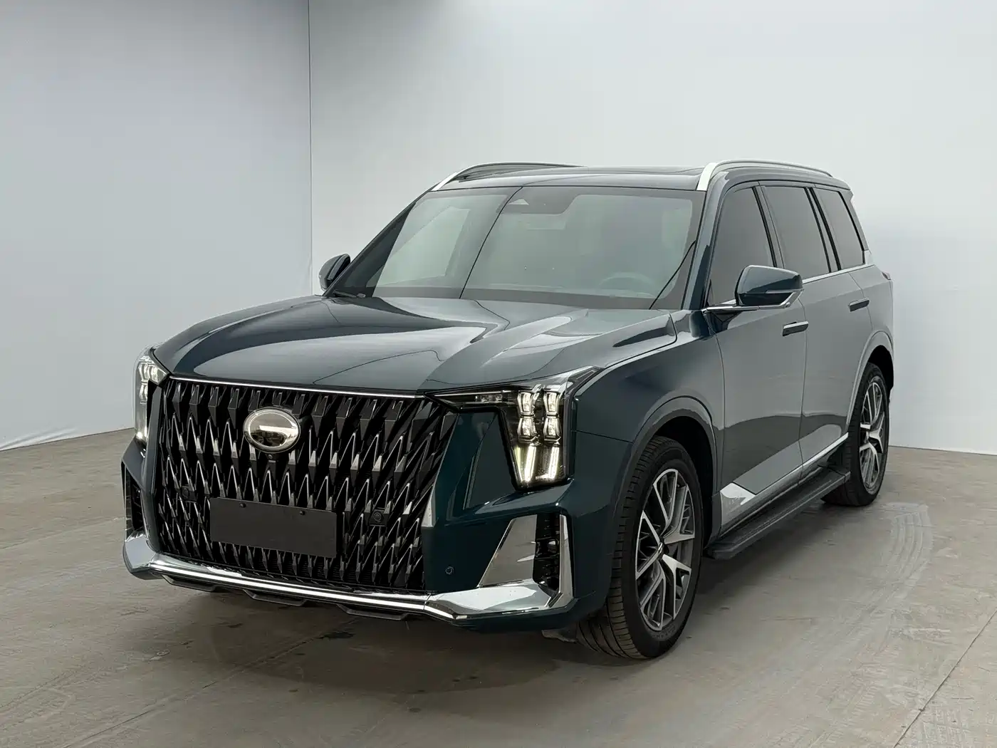 GAC Trumpchi GS8 2022 Dual Engine Series 2.0TM 2WD Premium Edition (6-Seater)