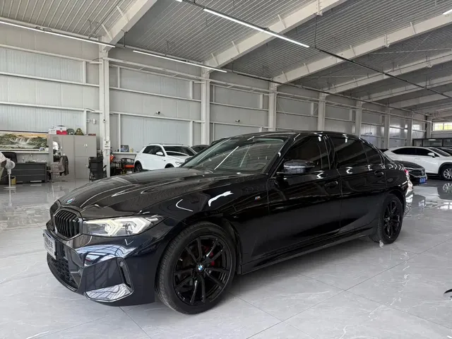 BMW 3 Series 2023 320Li M Sport Package