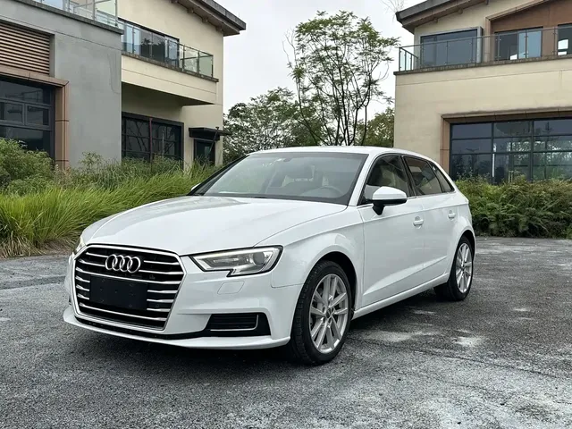 Audi A3 2019 Sportback 35 TFSI Progressive China VI