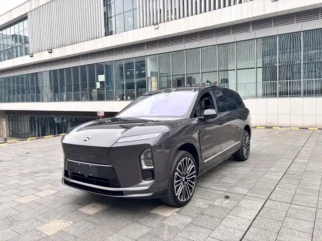 NIO ES8 2025 Base Model