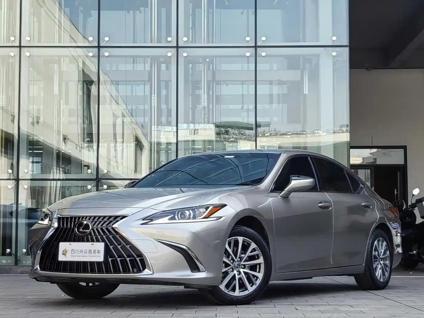 Lexus ES 2021 200 Excellence Edition
