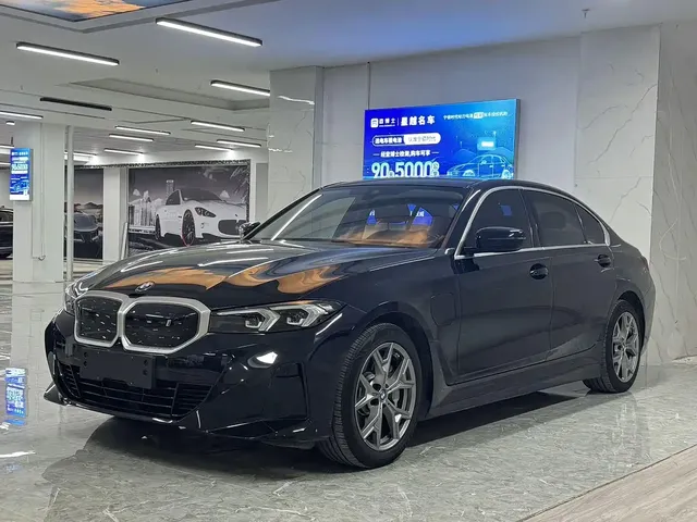 BMW i3 2024 eDrive 35 L