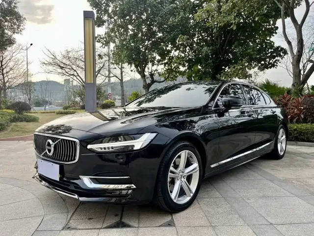 Volvo S90 2020 T5 Momentum Luxury Edition