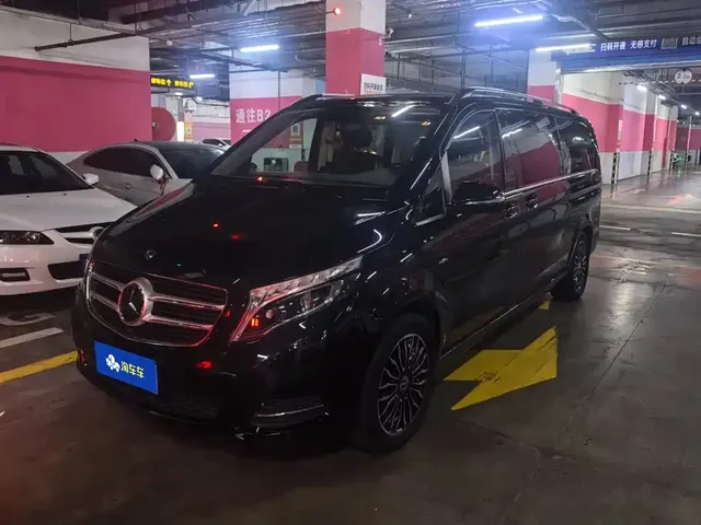 Mercedes-Benz V-Class 2018 V 260 L Premium Long Wheelbase Edition China VI