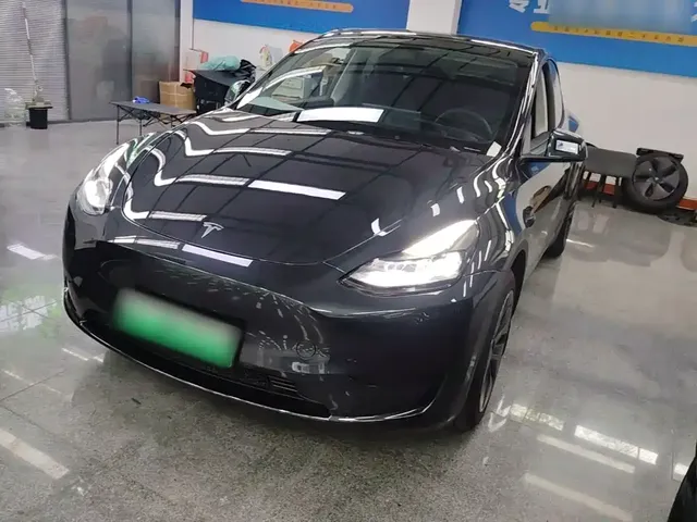 Tesla Model Y 2024 Rear-Wheel Drive Version