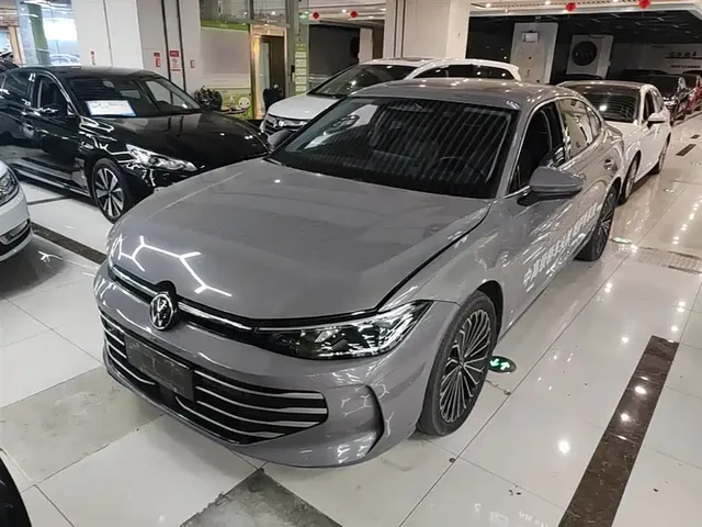 Volkswagen Passat 2025 Pro 380TSI Dragon Prestige Edition