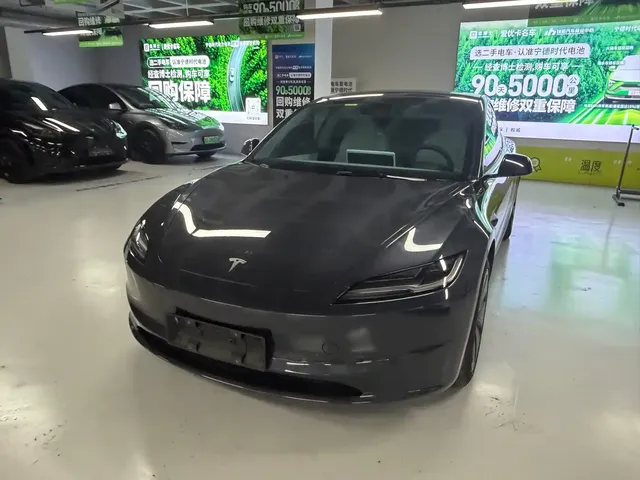 Tesla Model 3 2023 Rear-Wheel Drive