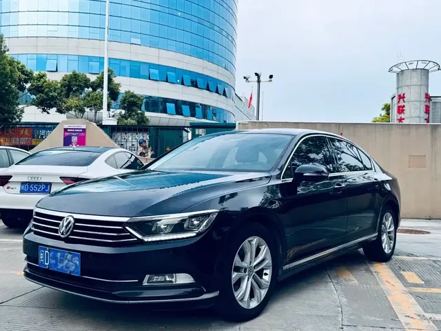 Volkswagen Magotan 2018 330TSI DSG Luxury