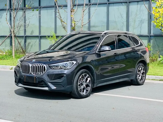 BMW X1 2021 sDrive25Li Leading