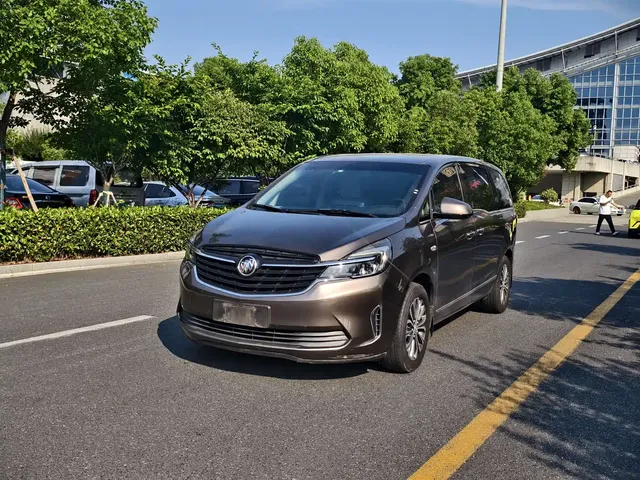 Buick GL8 2021 Land Business Class 652T Luxury