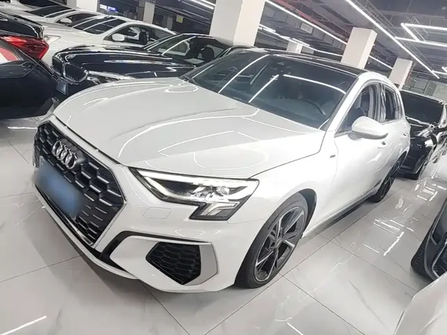 Audi A3 2024 Model Sportback 35 TFSI Fashion Sport
