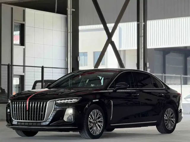 Hongqi H5 2024 2.0T Automatic Smart Connect Flag Smooth Edition