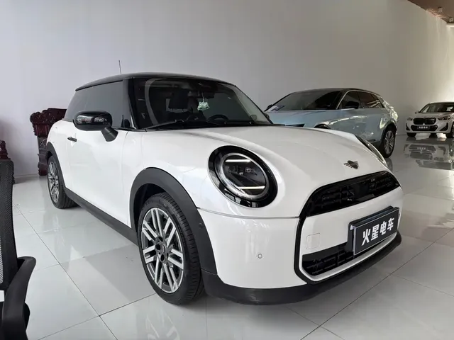 MINI MINI 2025 1.5T COOPER Classic