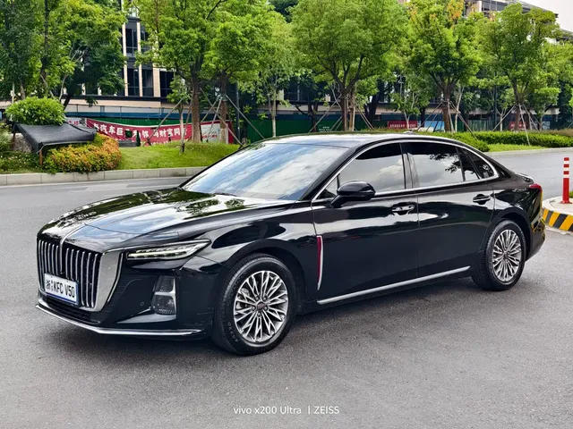 Hongqi H5 2023 1.5T DCT Smart Connect Flag Rhythm
