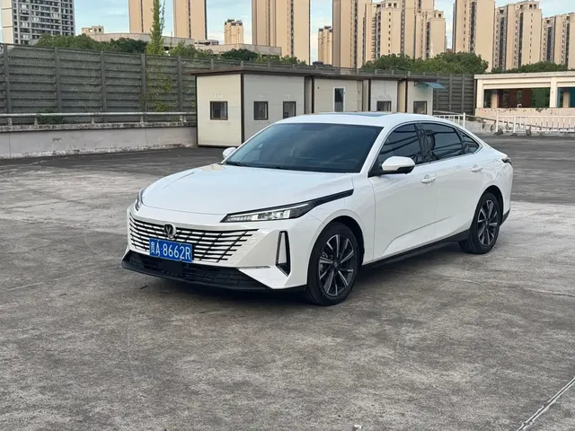 Changan Eado 2025 Blue Whale 1.5T 500Bar Premium