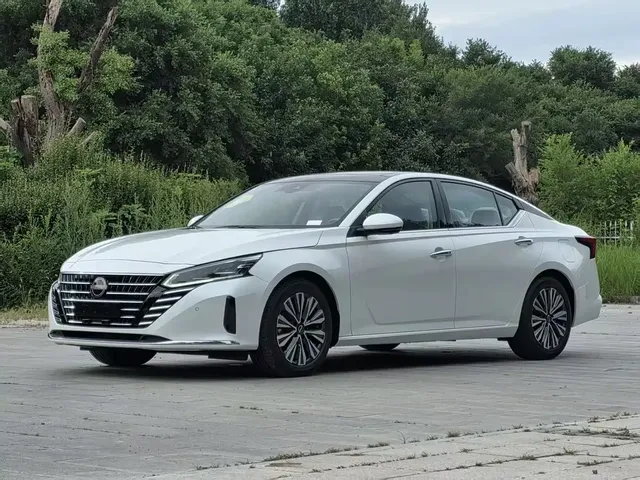 Nissan Teana 2022 2.0L XL-Upr Premium Edition