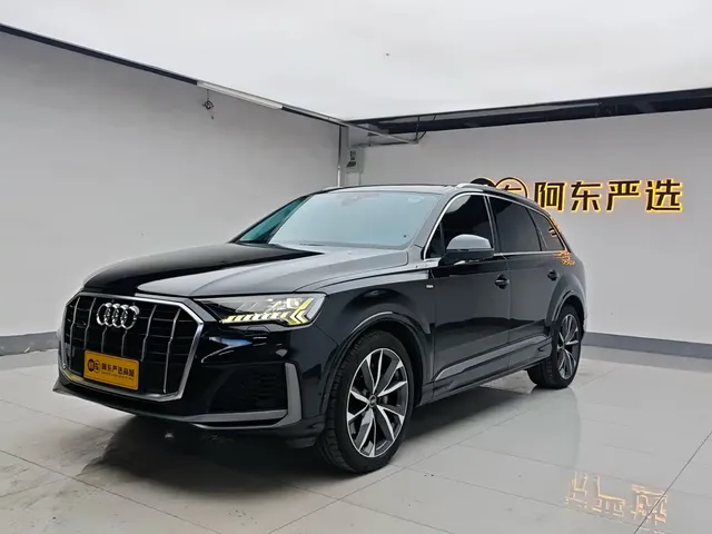 Audi Q7 2022 55 TFSI quattro S line Sport