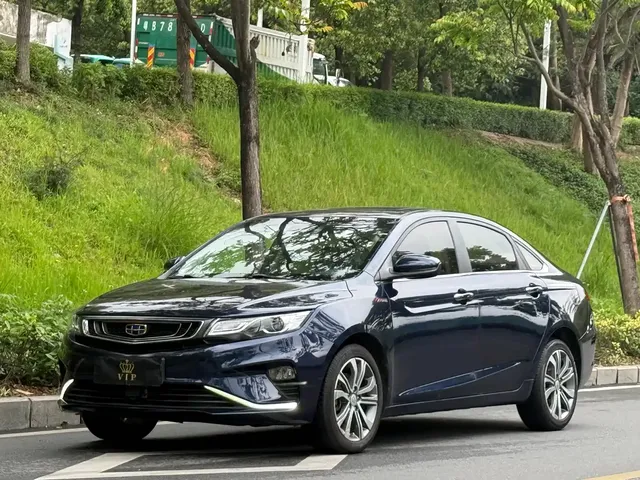 Geely Emgrand GL 2018 1.4T DCT Premium Smart Connect