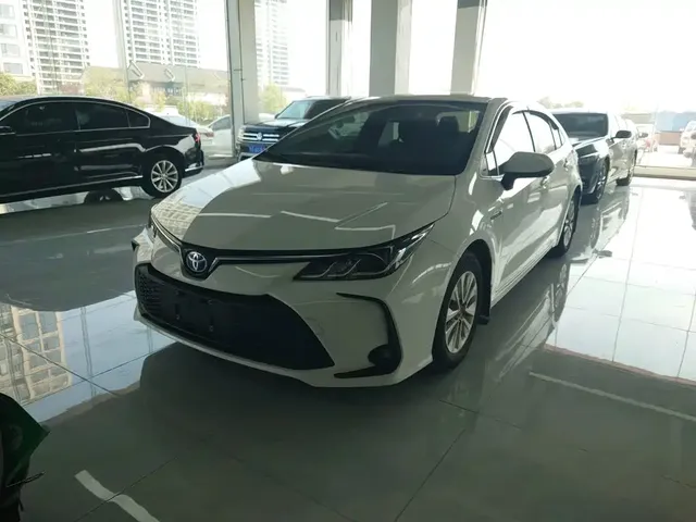Toyota Corolla 2023 1.8L Smart Hybrid Dual Engine Pioneer Edition