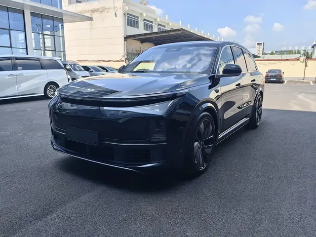 Li Auto Li L8 2024 Pro