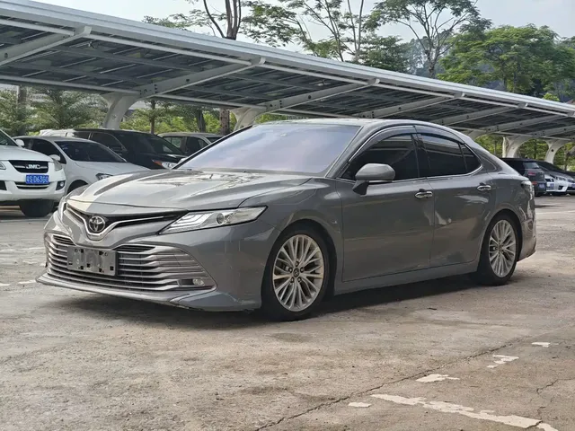 Toyota Camry 2018 2.5G Luxury Edition
