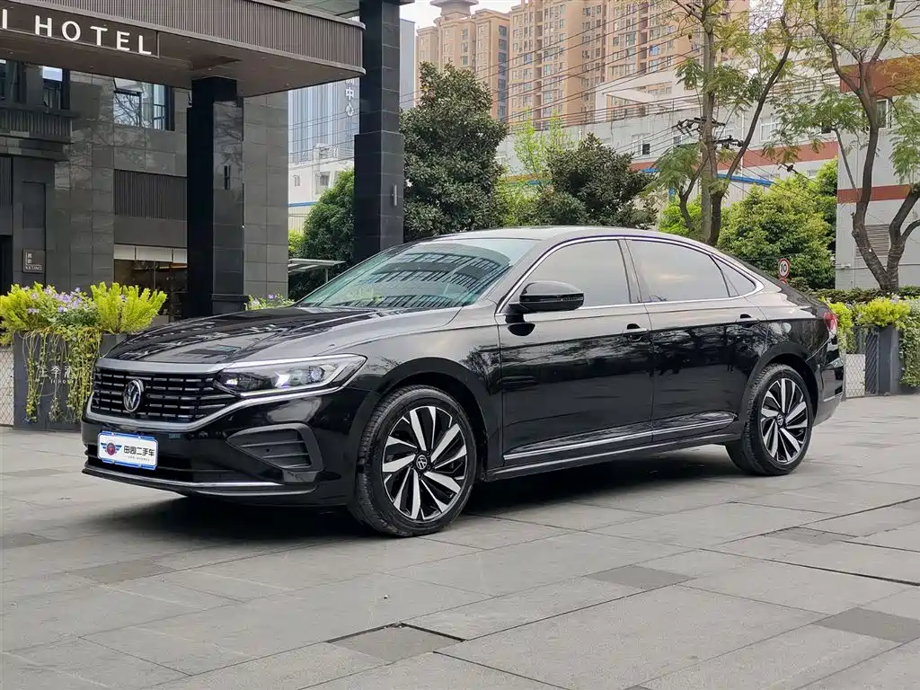 Volkswagen Passat 2025 Outstanding 330TSI Elite Edition