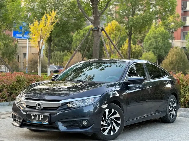 Honda Civic 2016 220TURBO CVT Luxury Edition