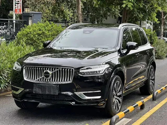 Volvo XC90 2024 B5 Smart Luxury 7-Seater