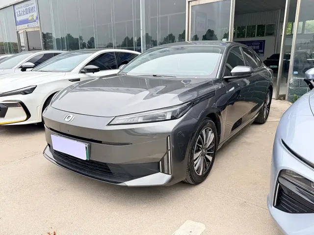 Changan Qiyuan A05 2024 70 Air