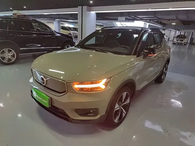 Volvo XC40 New Energy 2021 P8 EV AWD Elegant Sport