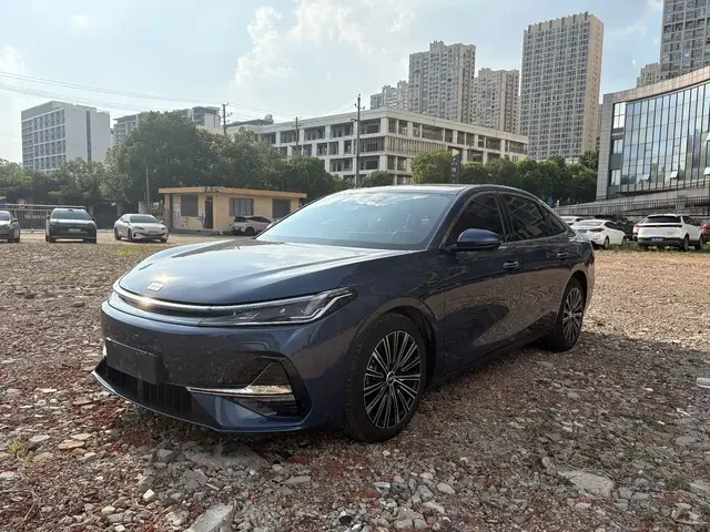 Geely Galaxy A7 2025 EM-i