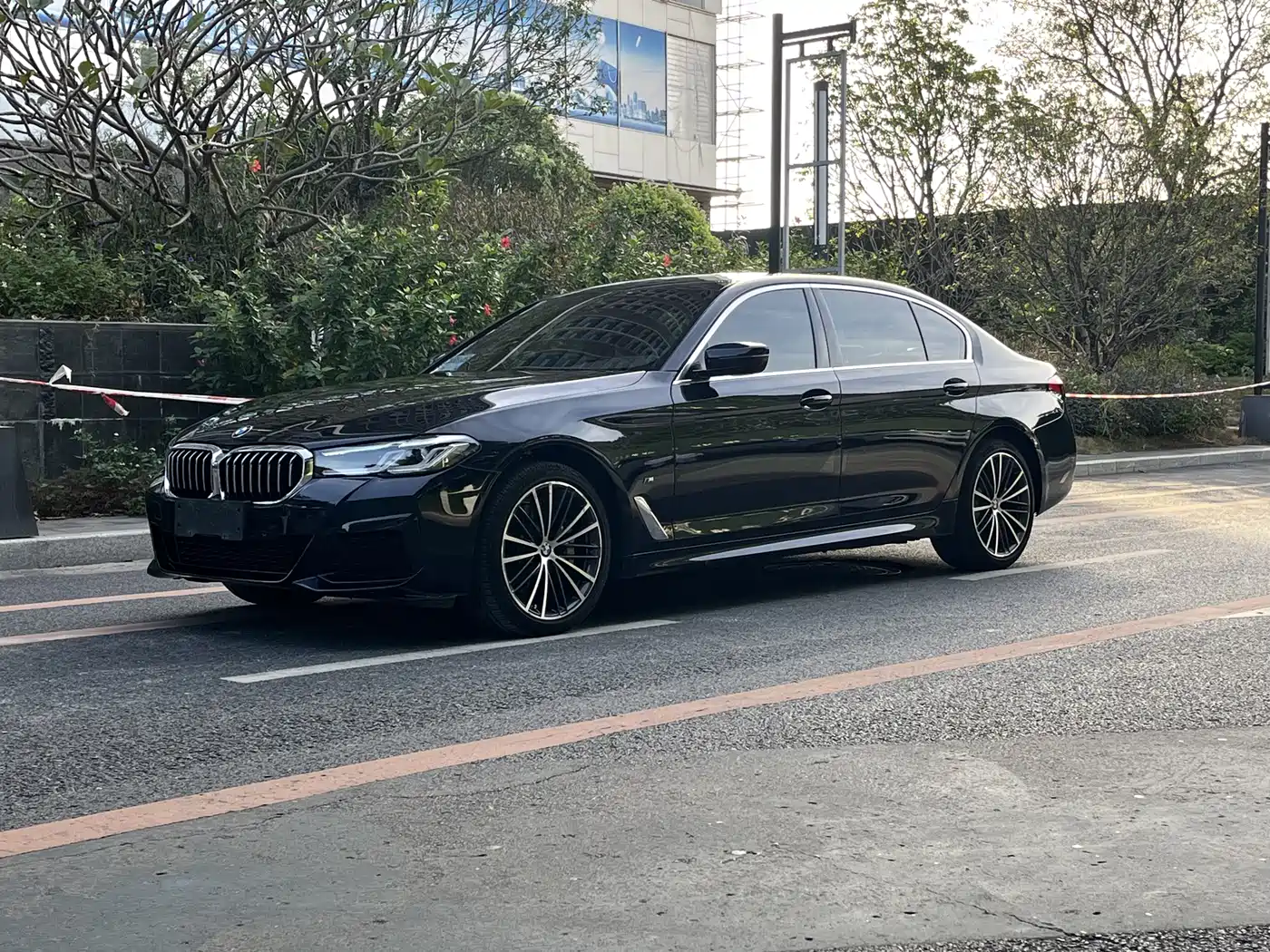 BMW 5 Series 2021 530Li Leading M Sport Package