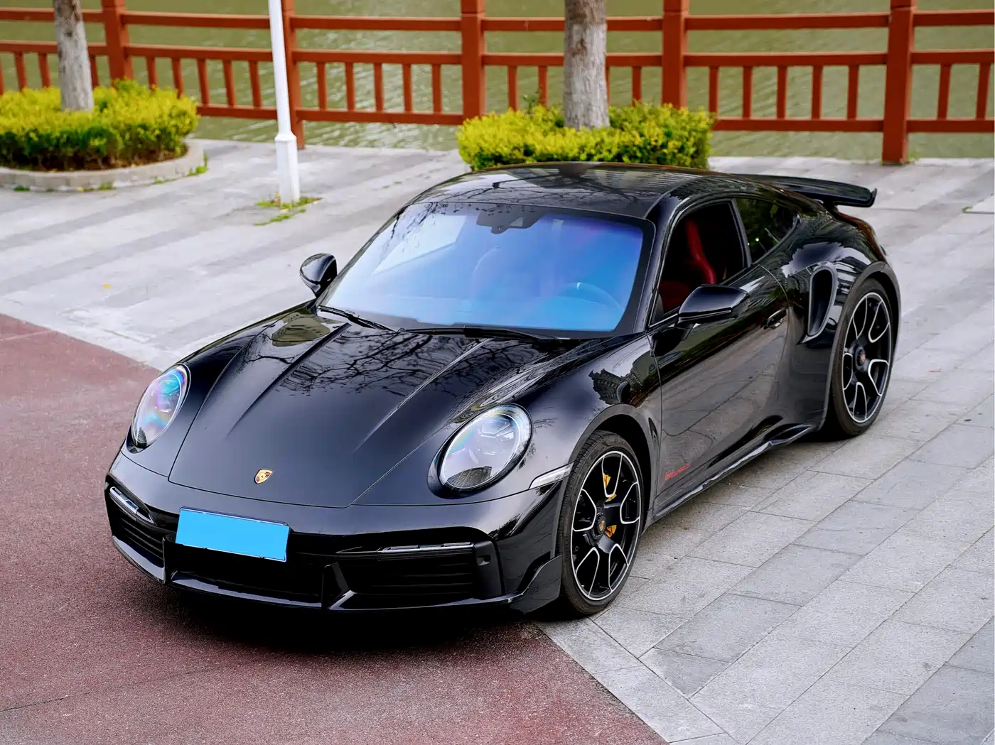 Porsche 911 2023 Turbo S 3.7T