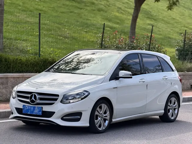 Mercedes-Benz B-Class 2017 B 200 Dynamic