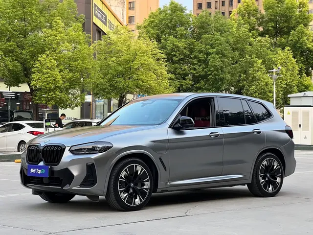 BMW iX3 2022 Innovation Leader