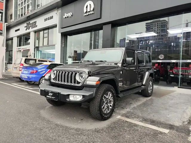 Jeep Wrangler 2024 Model 2.0T Sahara Four-Door Version