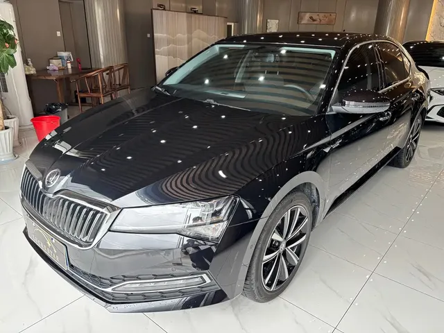 Škoda Superb 2025 Model TSI280 DSG Premium Edition