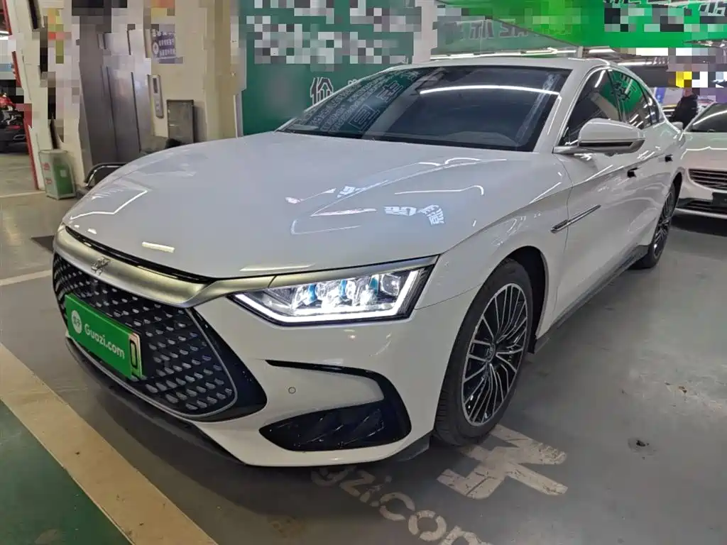BYD Han 2022 DM-i 121KM Prestige