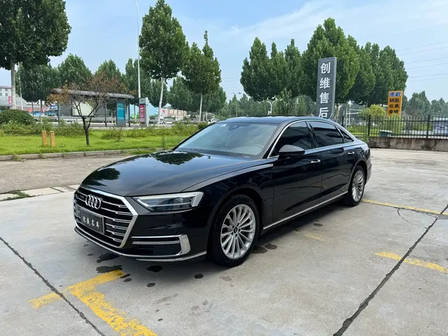 Audi A8 2022 A8L 50 TFSI quattro Comfort Collector's Edition