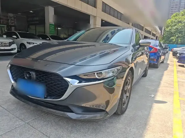 Mazda 3 Axela 2023 2.0L Auto Zhiqing