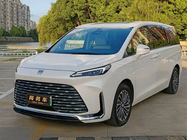 Buick GL8 New Energy 2025 Land Honor Premium Edition 7-Seater