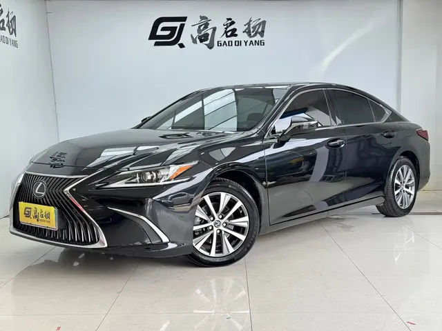 Lexus ES 2020 200 Excellence